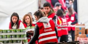 Türk Kızılay Amasya İl Başkanı Mahmut Albayrak, Kızılay olarak afet bölgesindeki yardımlarımıza Ramazan ayında da aralıksız devam ediyoruz dedi.