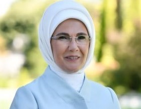 EMİNE ERDOĞAN,”ÇOCUKLAR VE GENÇLER İŞ BAŞINDA-ORTA ASYA’DA İKLİM DEĞİŞİKLİĞİ” FORMUNA KATILDI