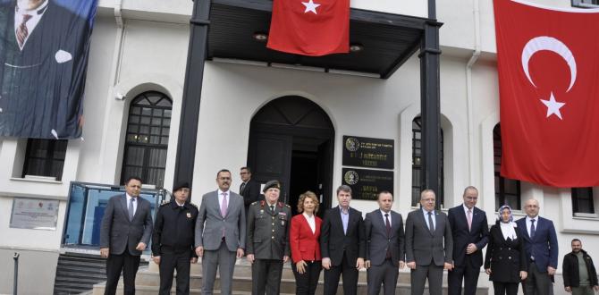 Amasya’da Cumhuriyet Bayramı Etkinlikleri Kapsamında Anlamlı Konferans